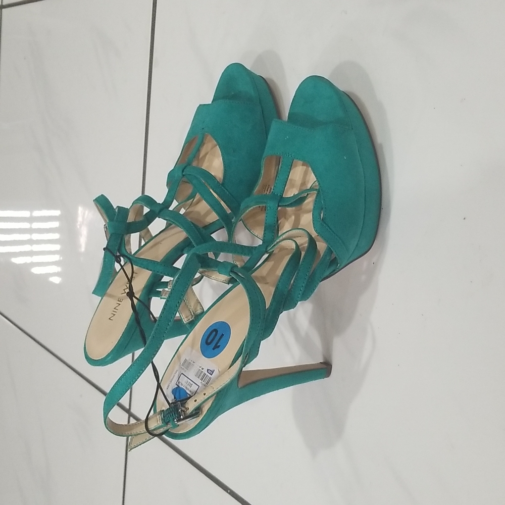 Aqua Nine West heels